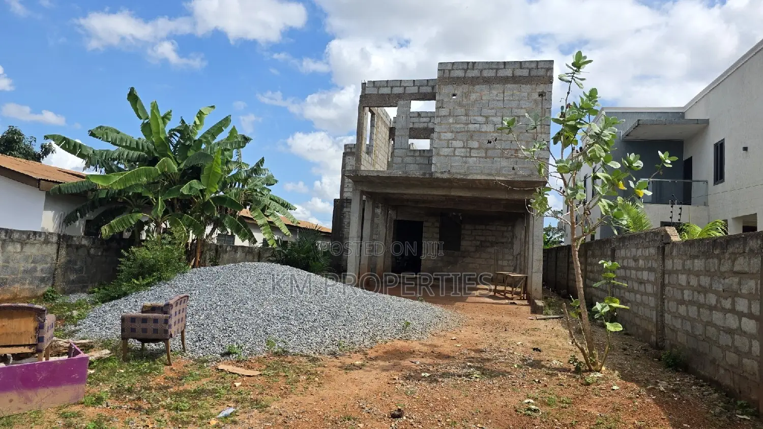 5bdrm Mansion In Agbogba For Sale