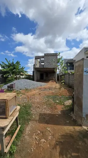 5bdrm Mansion In Agbogba For Sale