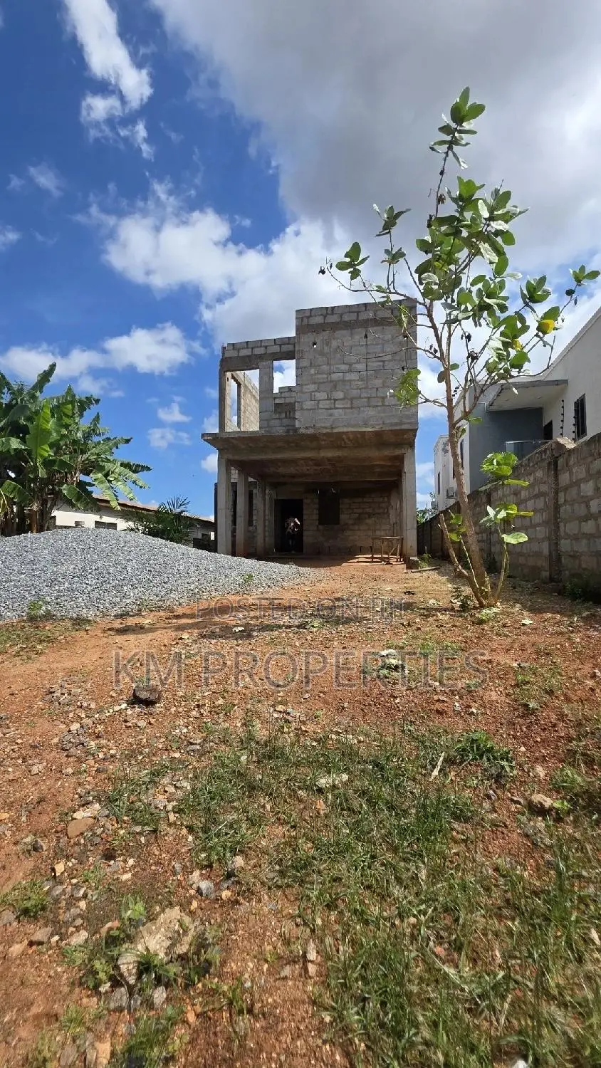 5bdrm Mansion In Agbogba For Sale