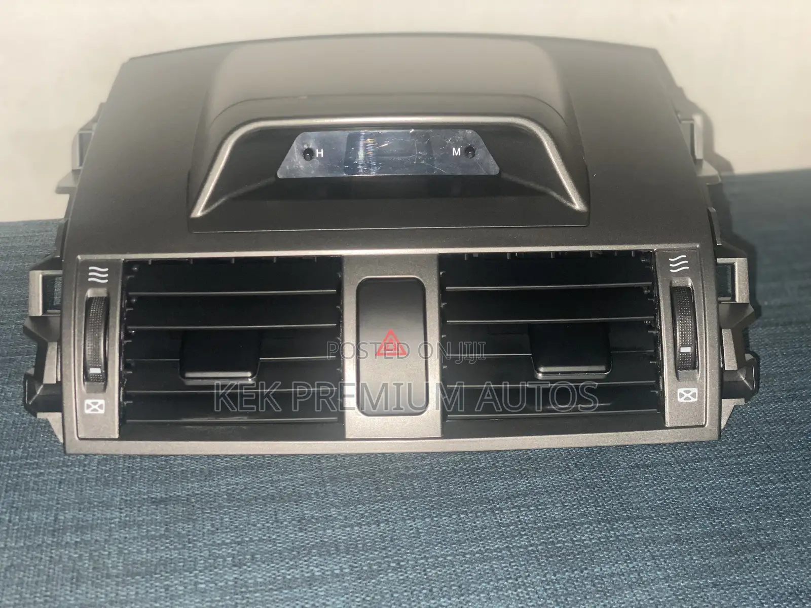 2009-2013 Toyota Corolla Ac Vents Panel