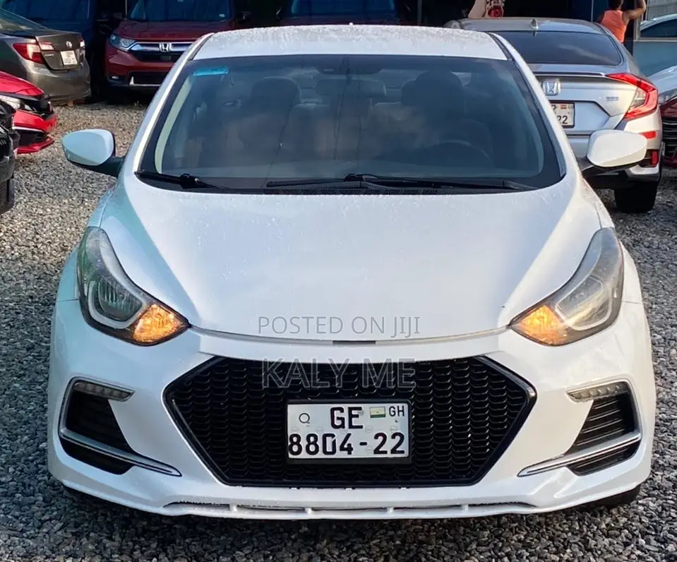 Hyundai Elantra 2016 White