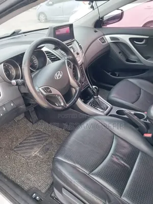 Hyundai Avante 2014 Silver