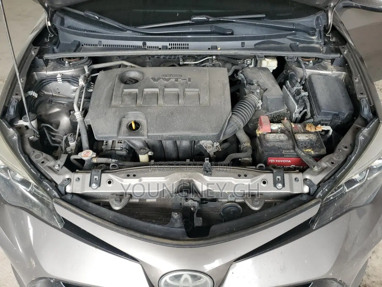 Toyota Corolla XSE 4dr Sedan (1.8L 4cyl CVT) 2017 Gray