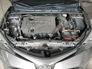Toyota Corolla XSE 4dr Sedan (1.8L 4cyl CVT) 2017 Gray