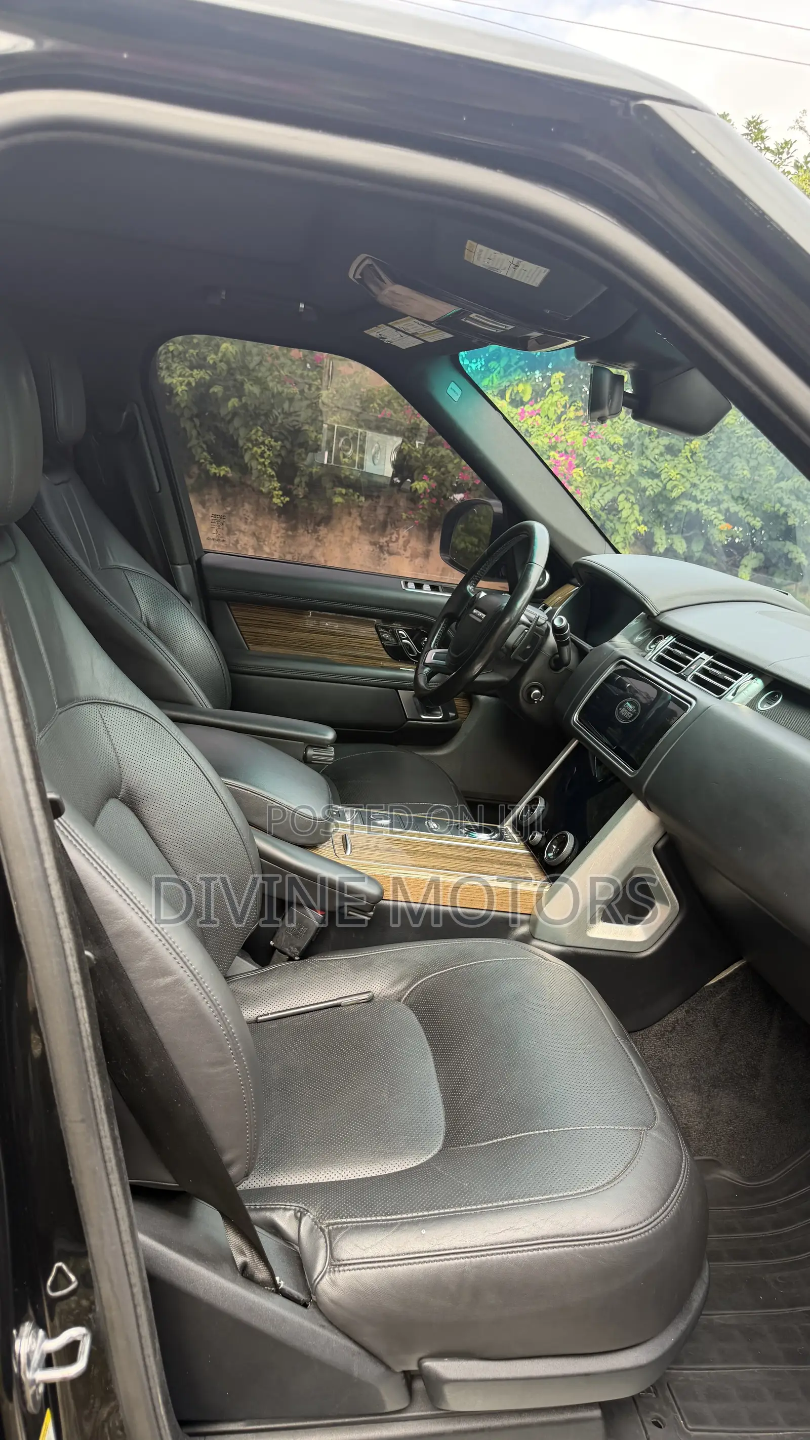 Land Rover Range Rover Evoque Autobiography 4x4 5-Door 2019 Black