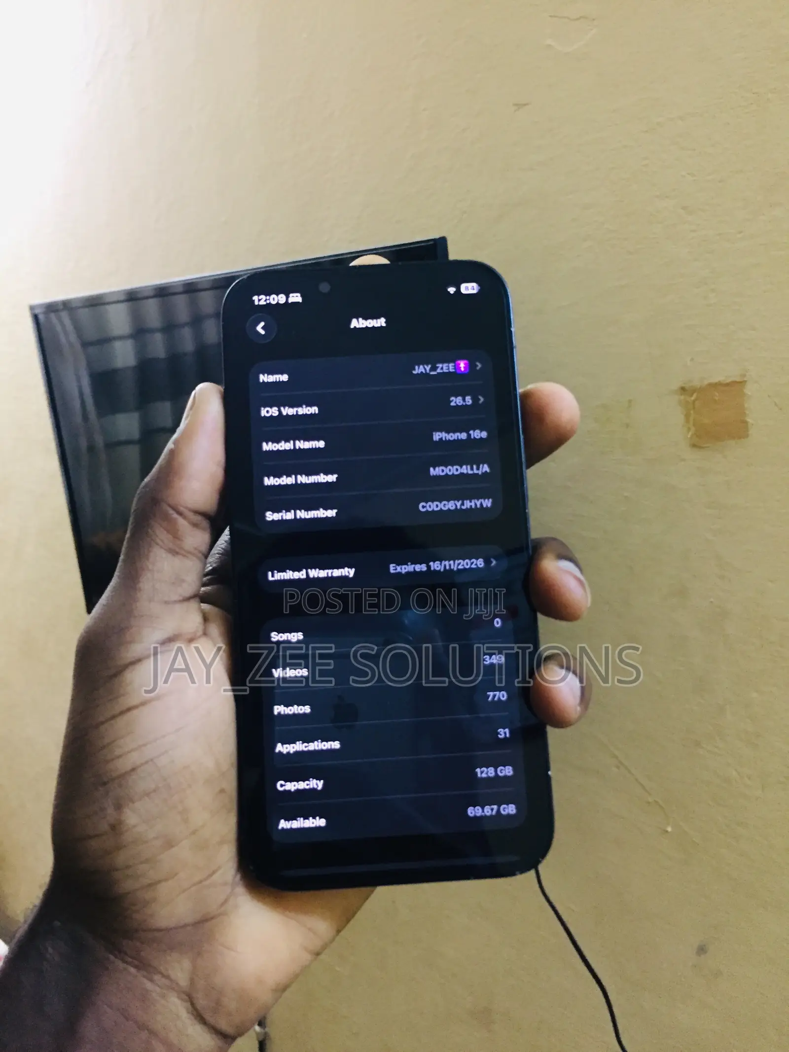 Apple iPhone 16e 128 GB Black