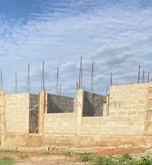 7bdrm Block of Flats in J&J Estate Limited, Ejisu-Juaben Municipal