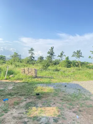 7bdrm Block of Flats in J&J Estate Limited, Ejisu-Juaben Municipal