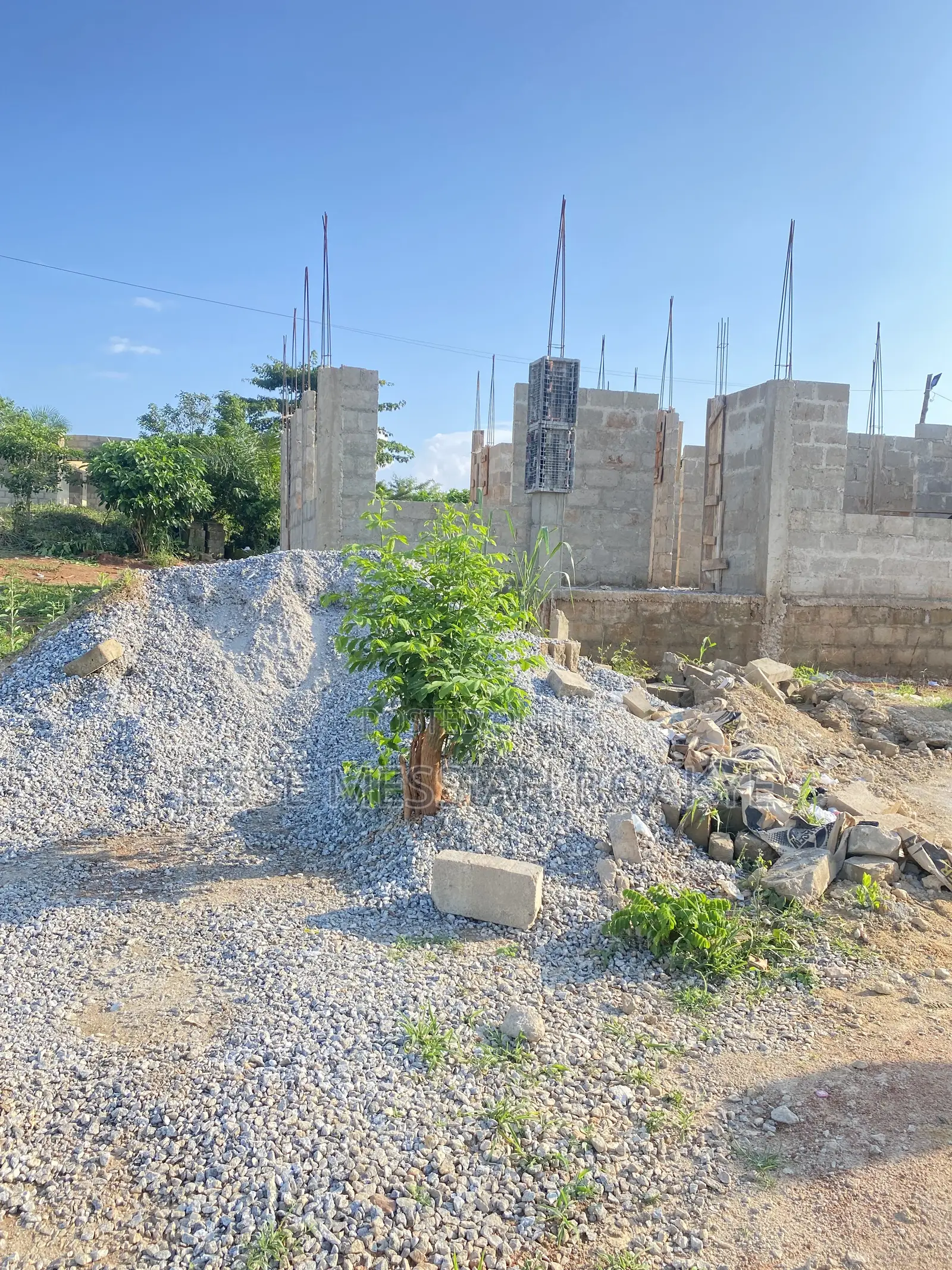 7bdrm Block of Flats in J&J Estate Limited, Ejisu-Juaben Municipal