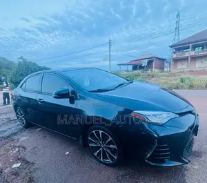 Toyota Corolla SE Special Edition 4dr Sedan (1.8L 4cyl CVT) 2017