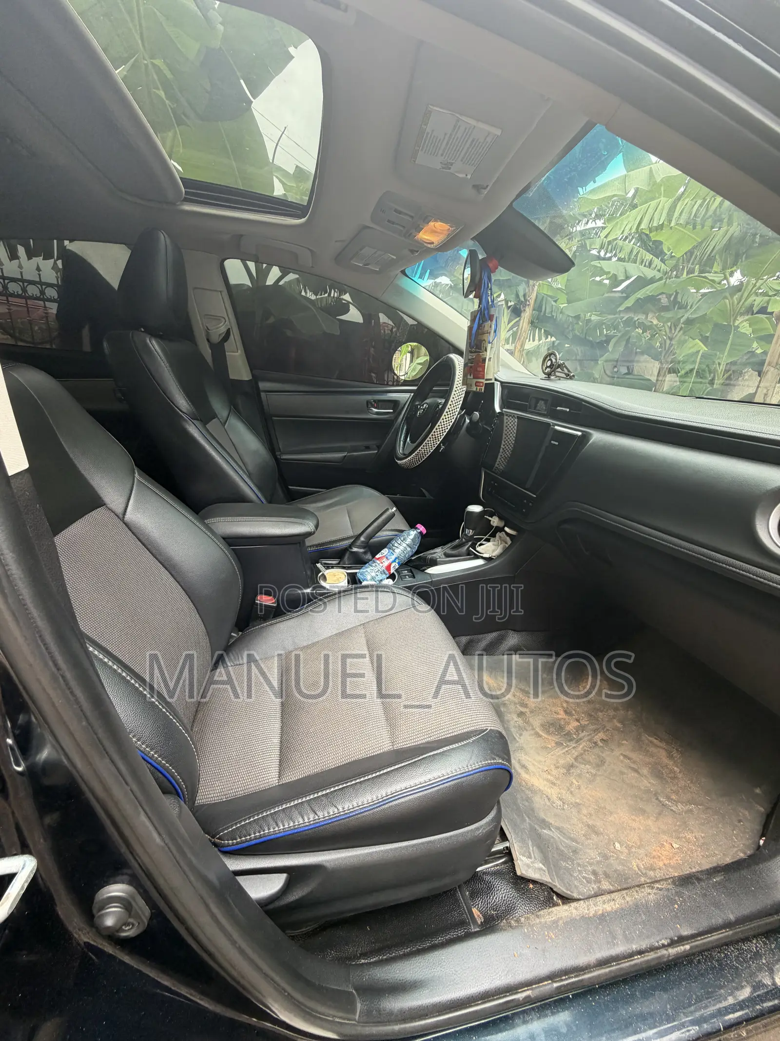 Toyota Corolla SE Special Edition 4dr Sedan (1.8L 4cyl CVT) 2017