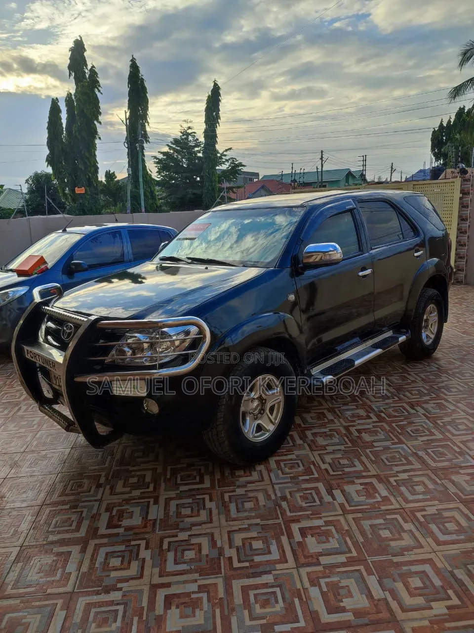Toyota Fortuner 2005 Black