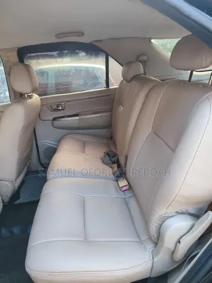 Toyota Fortuner 2005 Black