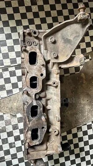 2003 Nissan Altima Engine Head