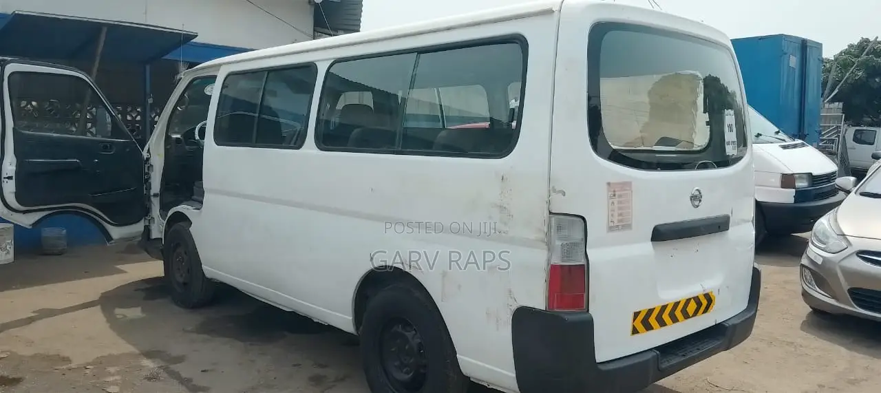 Nissan Caravan 2008 White
