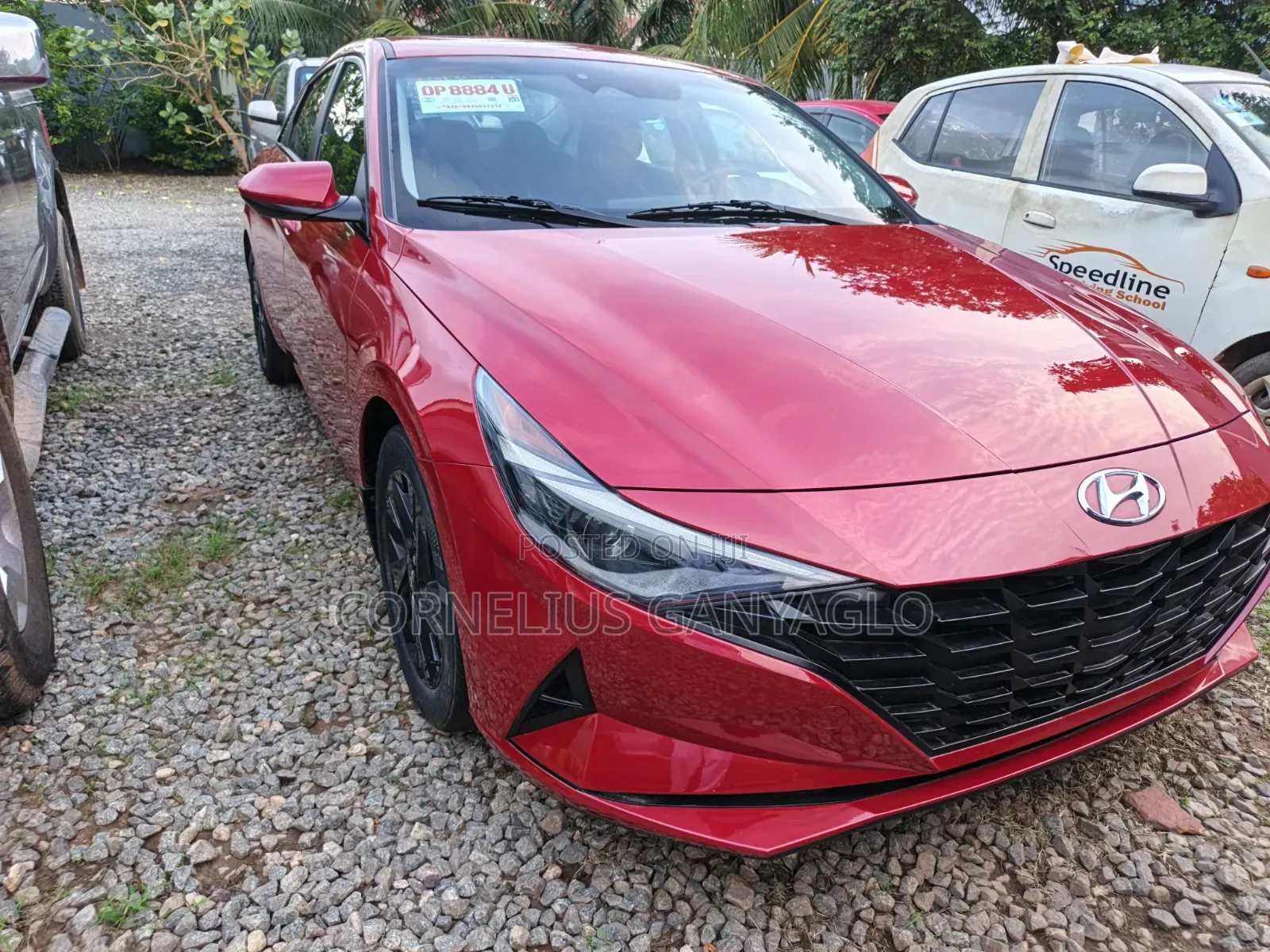 Hyundai Elantra 2022 Red