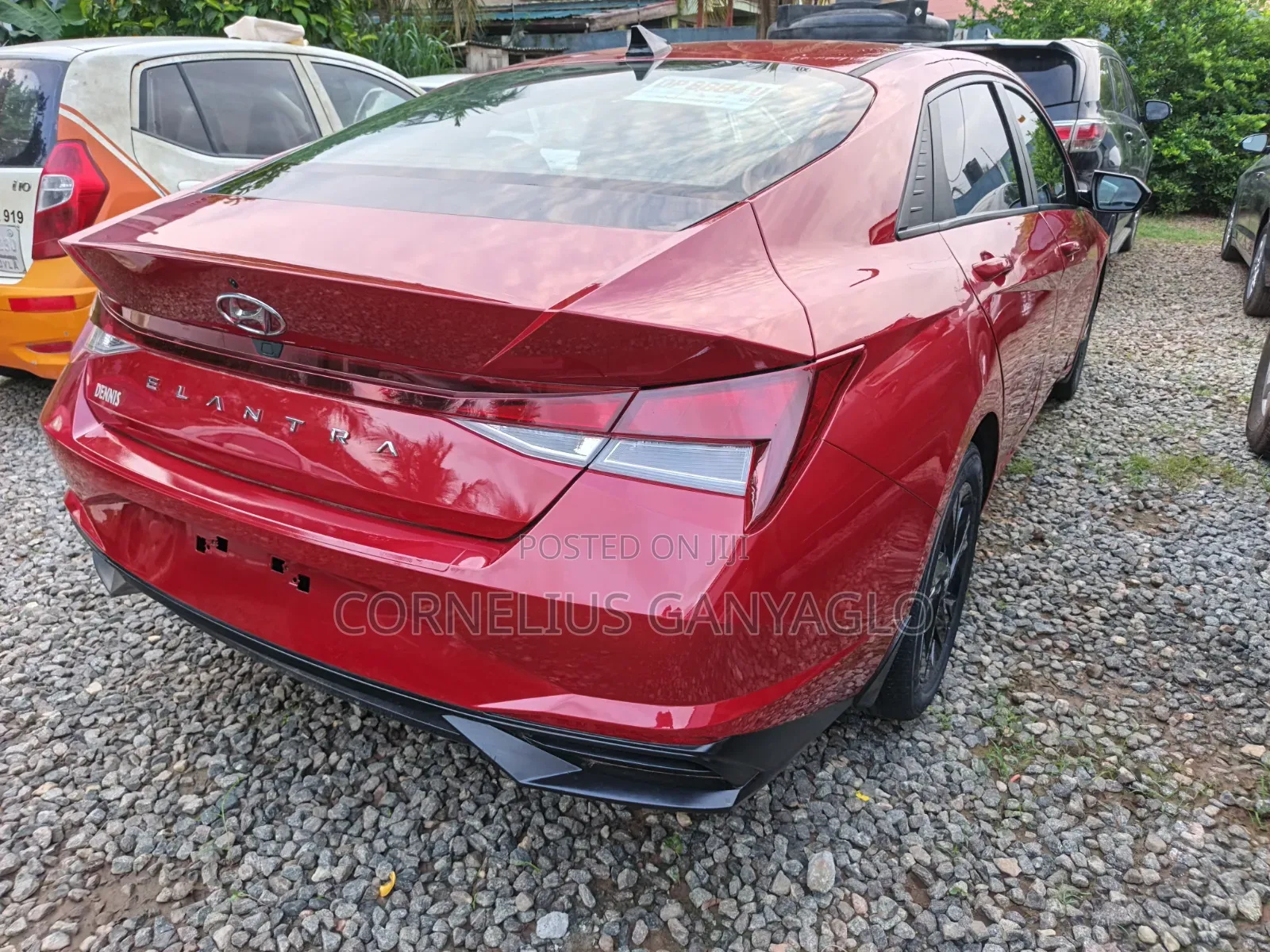 Hyundai Elantra 2022 Red