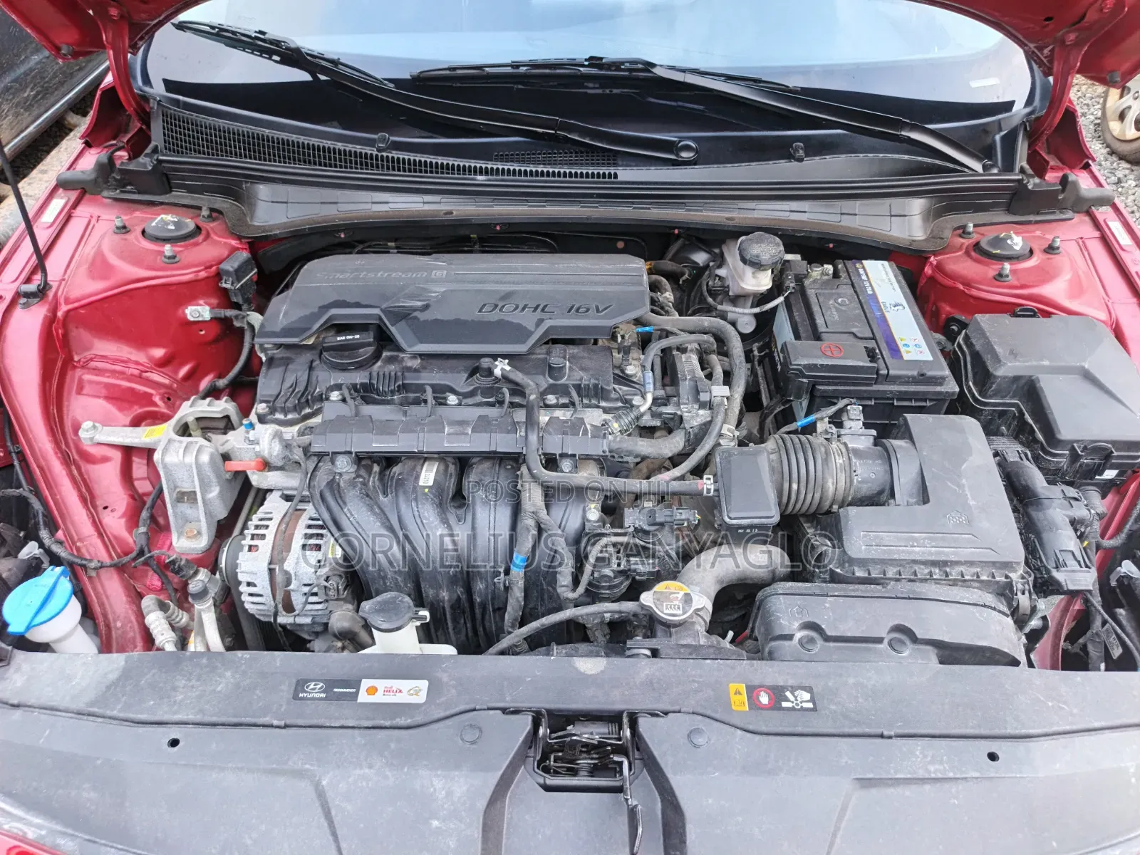 Hyundai Elantra 2022 Red