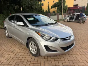 Hyundai Elantra SE 4dr Sedan (1.8L 4cyl 6A) 2015 Gray