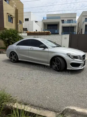 Mercedes-Benz CLA-Class CLA 180 d Sedan 2014 Silver