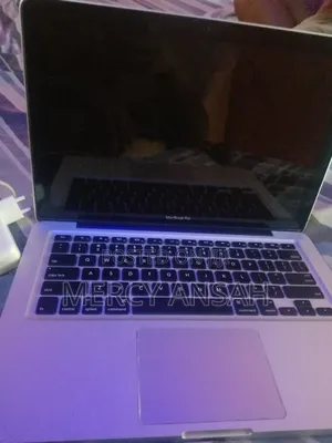 Laptop Apple MacBook Pro 8GB Intel Core i5 HDD+SSD 512GB