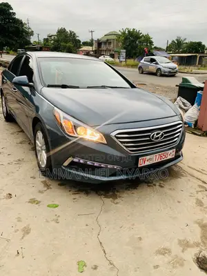 Hyundai Sonata Base Sedan FWD (2.4L 4cyl 6A) 2016 Gray
