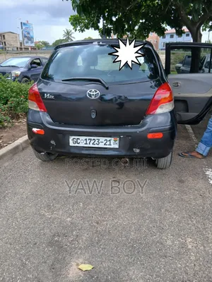 Toyota Vitz 2010 Black