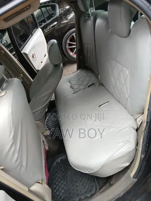 Toyota Vitz 2010 Black