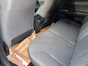 Toyota Tacoma 2022 Black