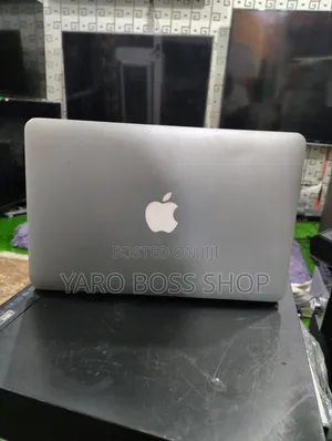 Laptop Apple MacBook Air 2014 4GB Intel Core i7 SSD 256GB