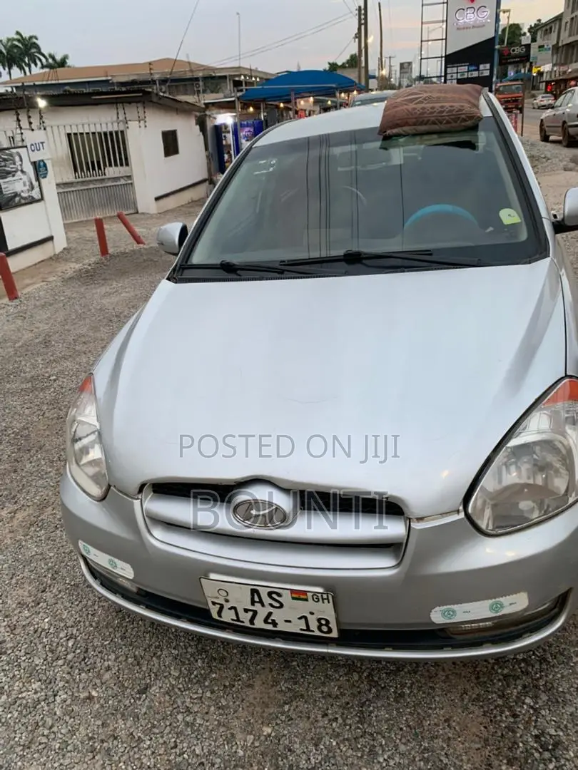 Hyundai Accent GS Automatic 2010 Gray
