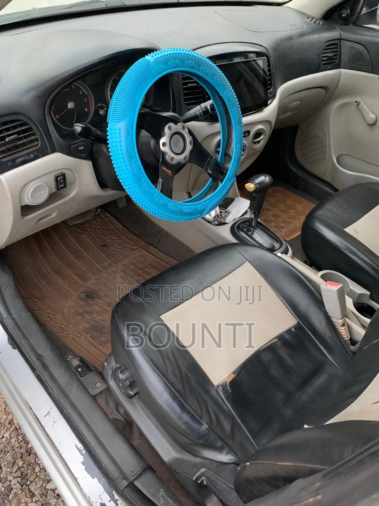 Hyundai Accent GS Automatic 2010 Gray