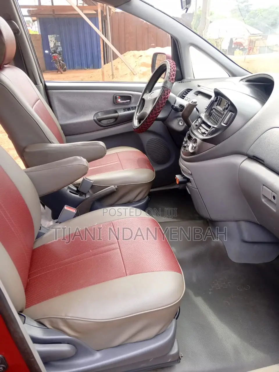 Toyota Previa 2012 Red