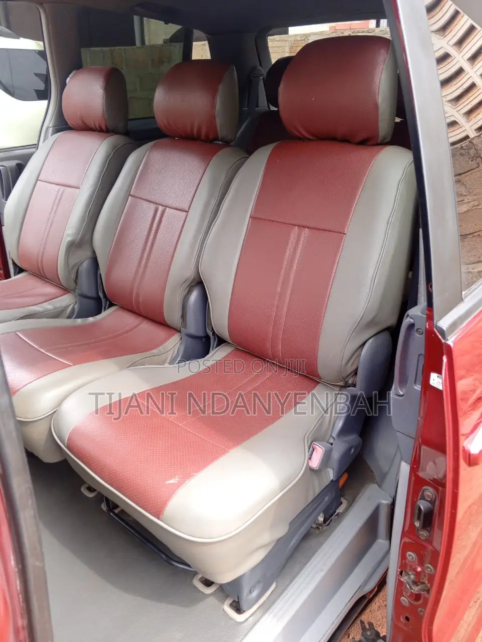 Toyota Previa 2012 Red