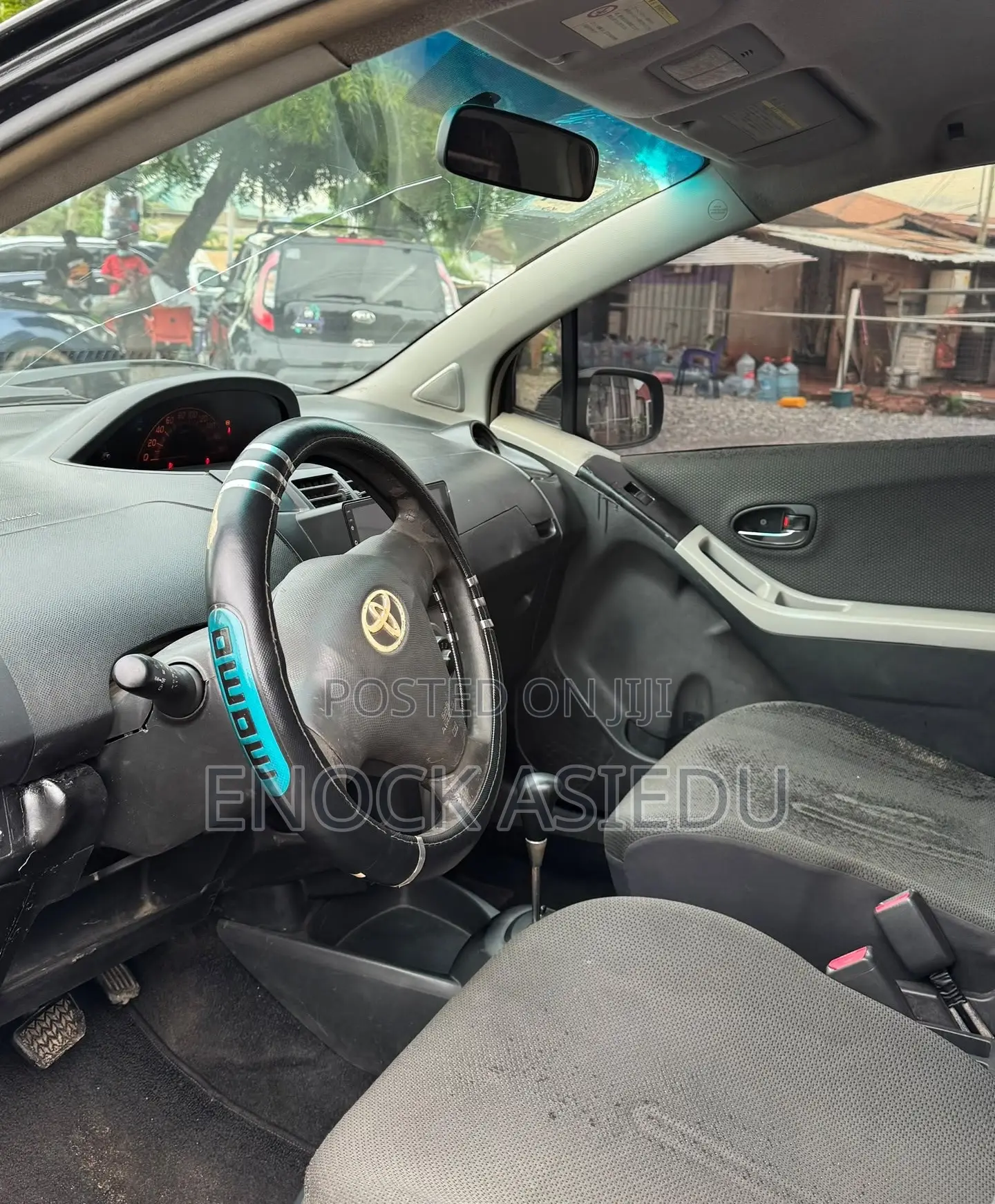 Toyota Vitz 1.3 AWD 3dr 2010 Black