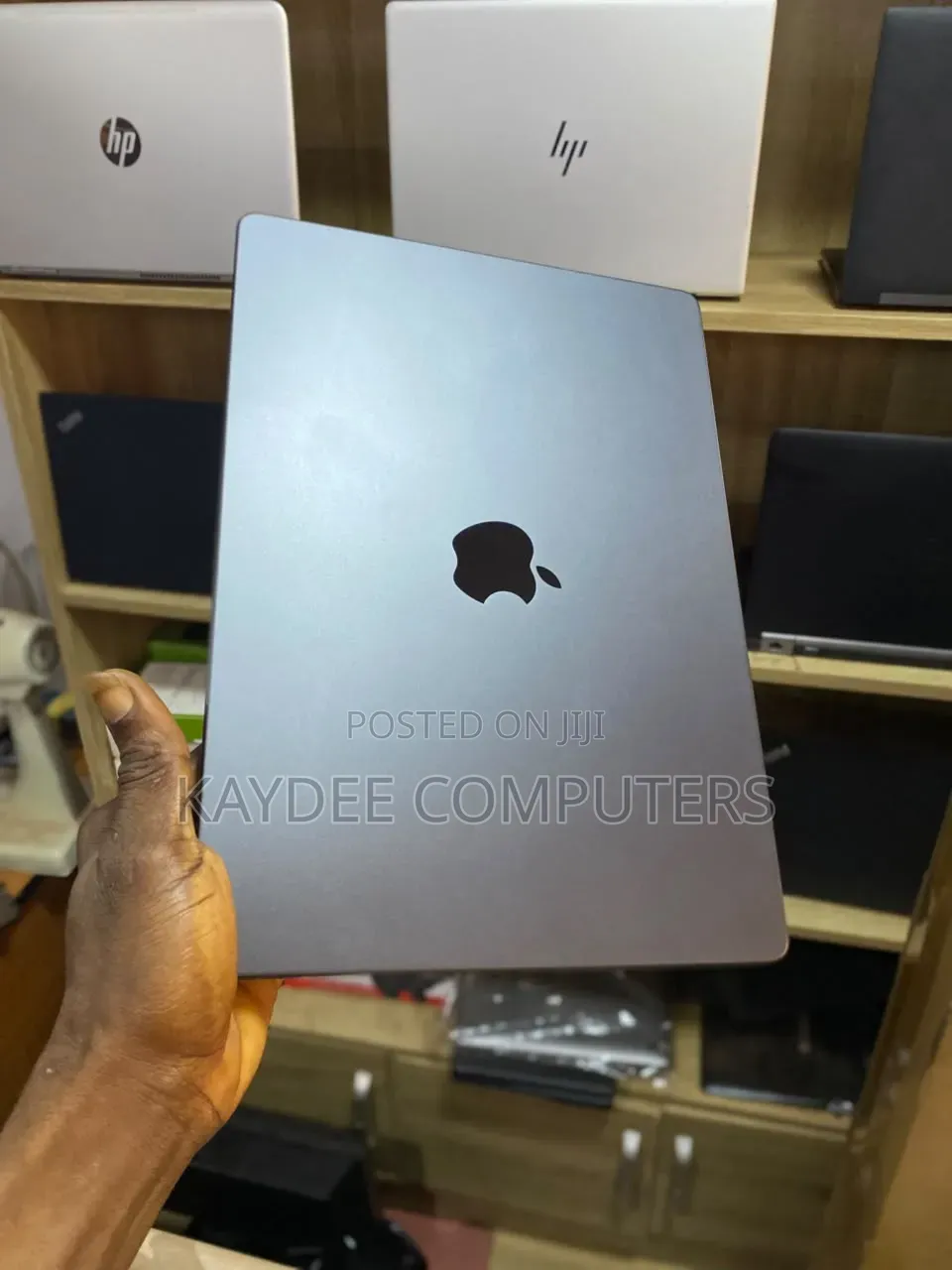 Laptop Apple MacBook Pro 2024 M4 16GB Apple M4 SSD 512GB