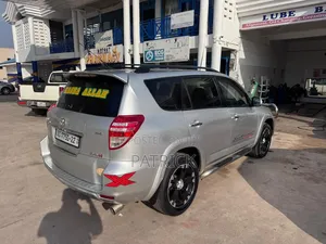 Toyota RAV4 2012 Silver