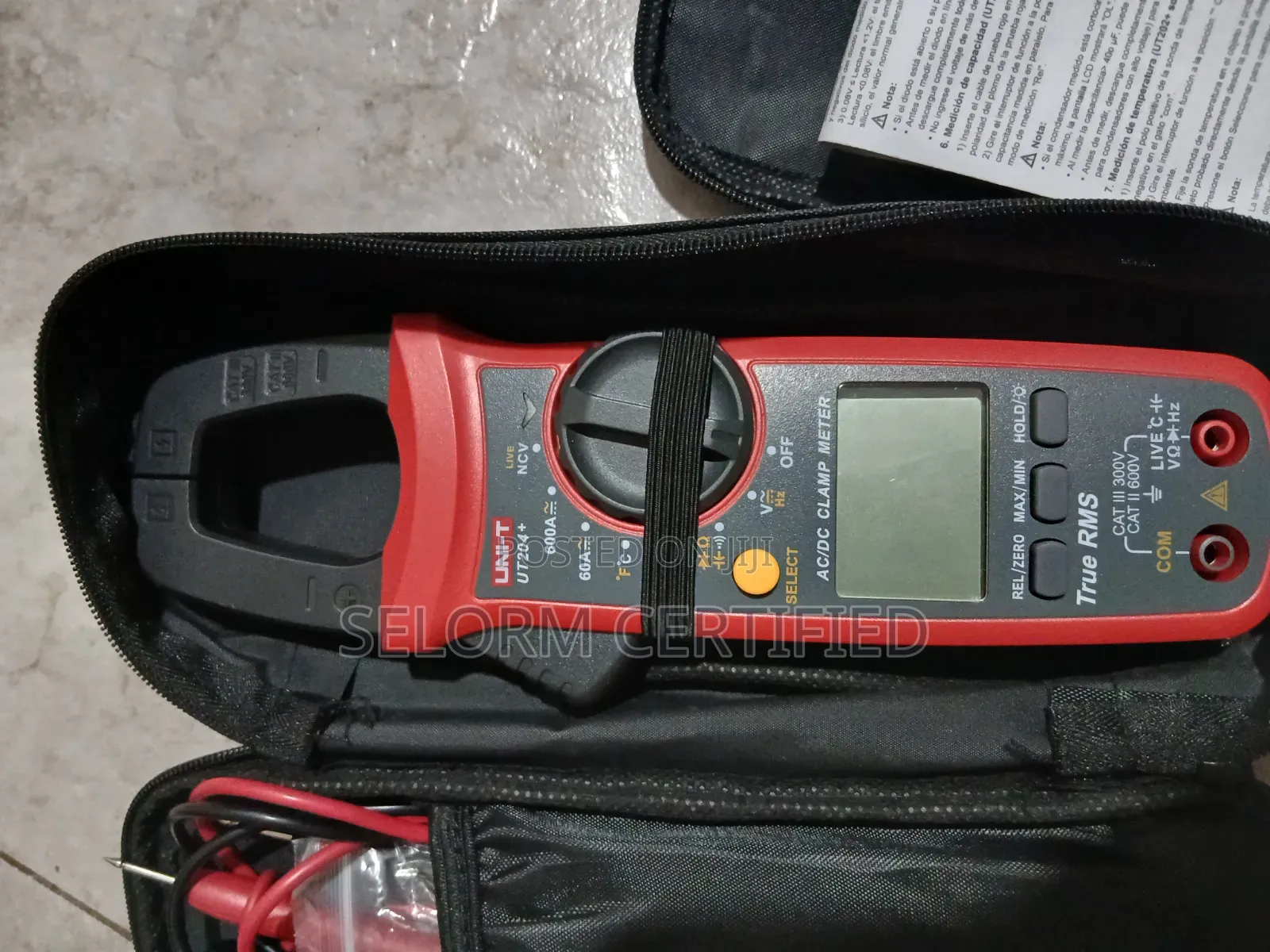 Uni-T Ut204+ 600a Digital Clamp Meter True RMS Multimeter