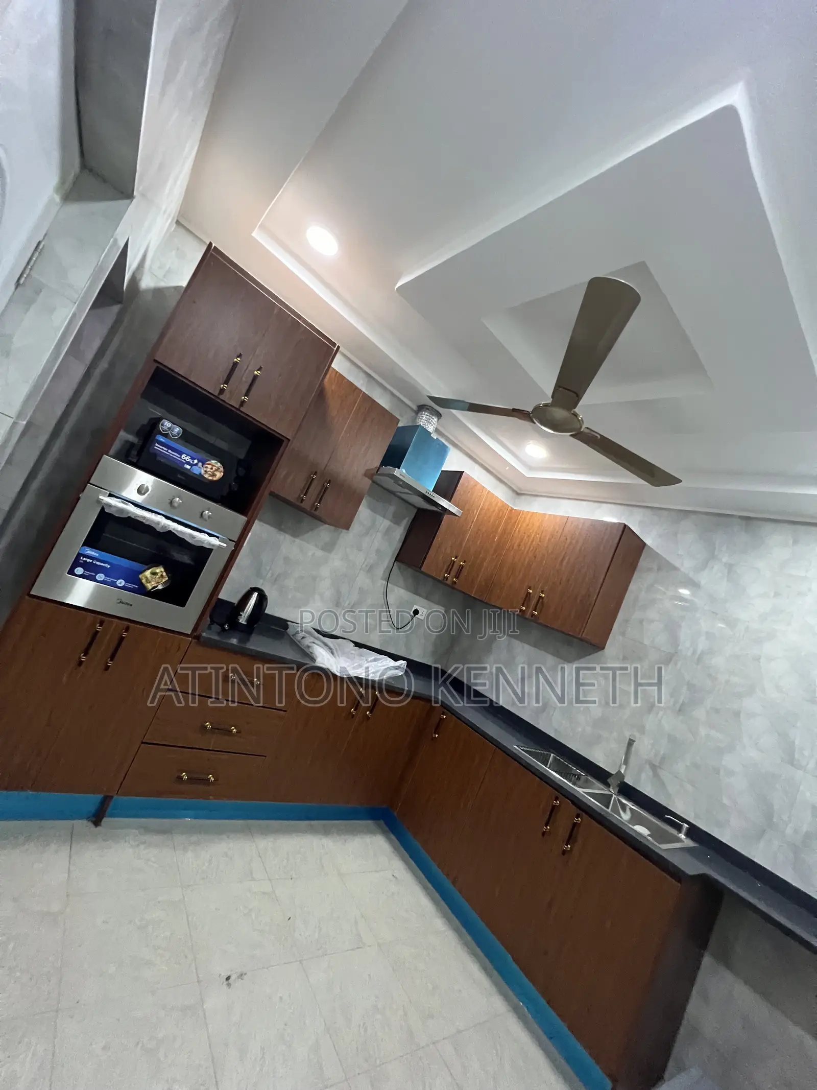 Furnished 2bdrm Block of Flats in Jah Bless, Amrahia for rent