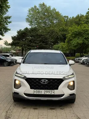 Hyundai Santa Fe 2019 White