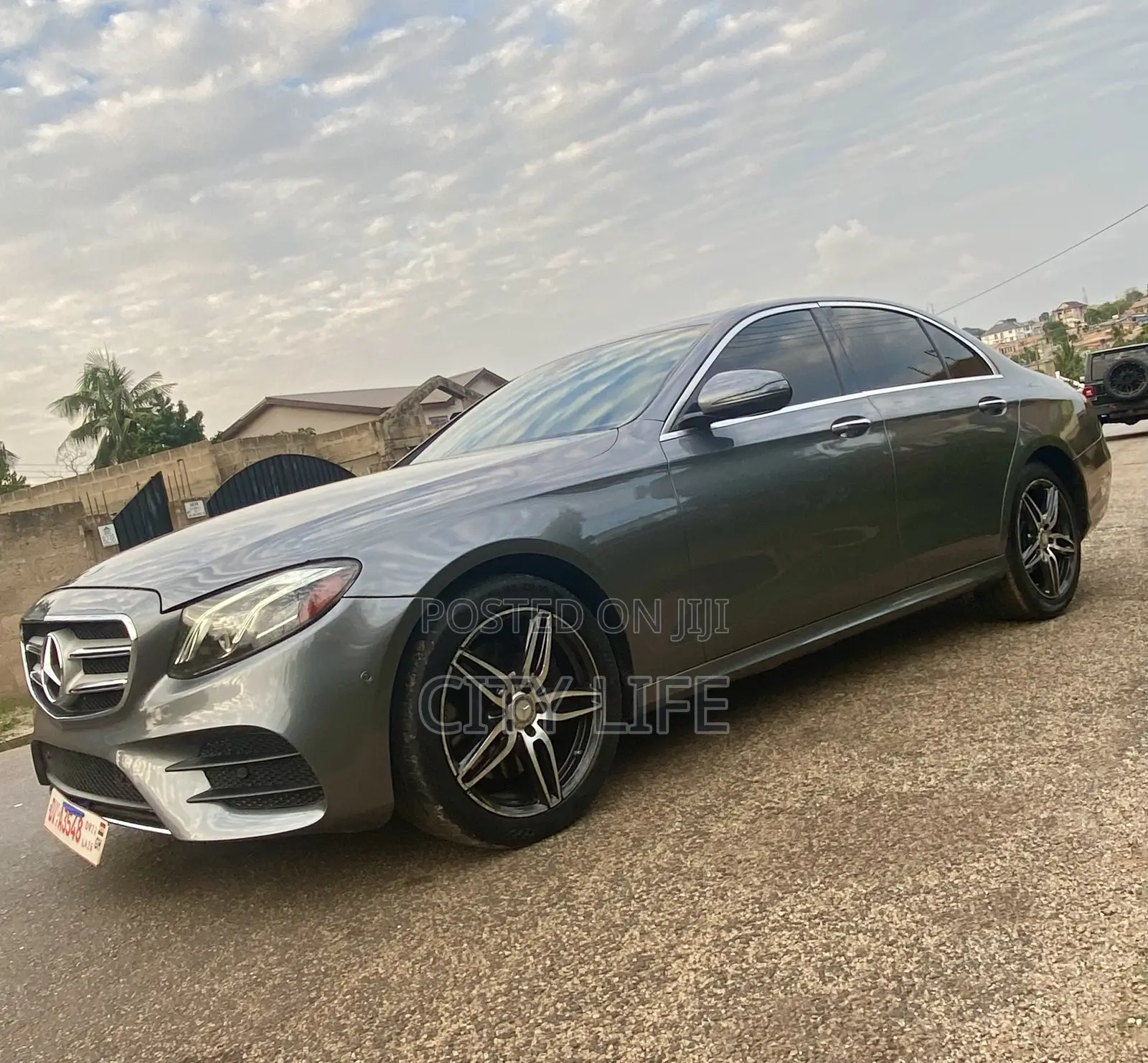 Mercedes-Benz E300 4Matic AWD Sedan (2.0L 4cyl 9A) 2017 Gray
