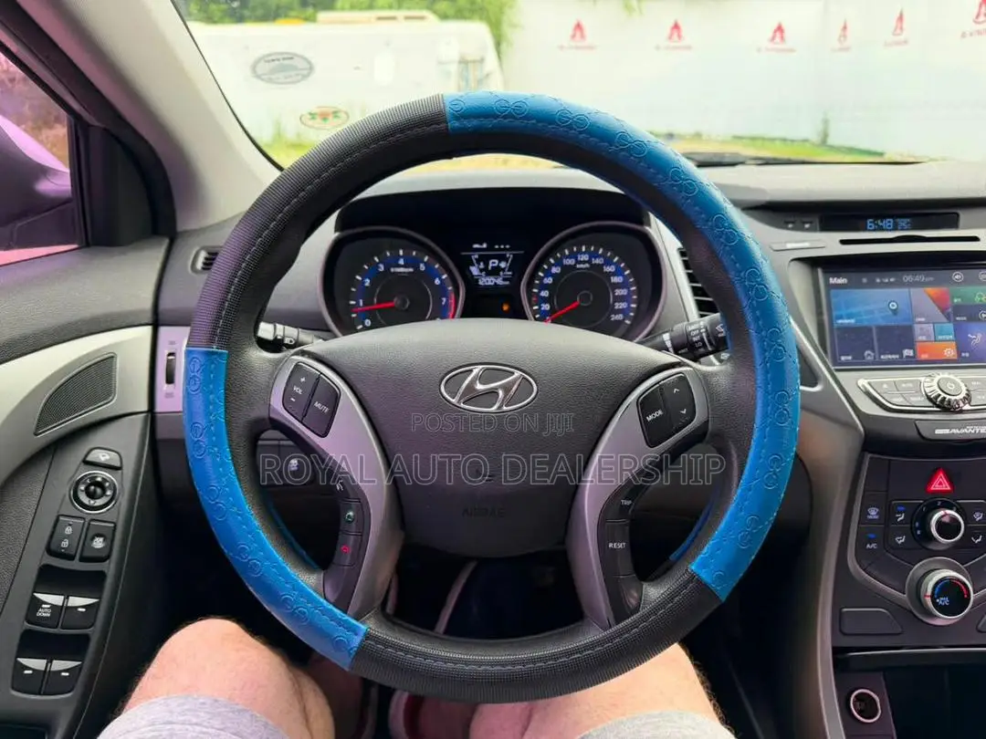 Hyundai Avante 2015 Gray