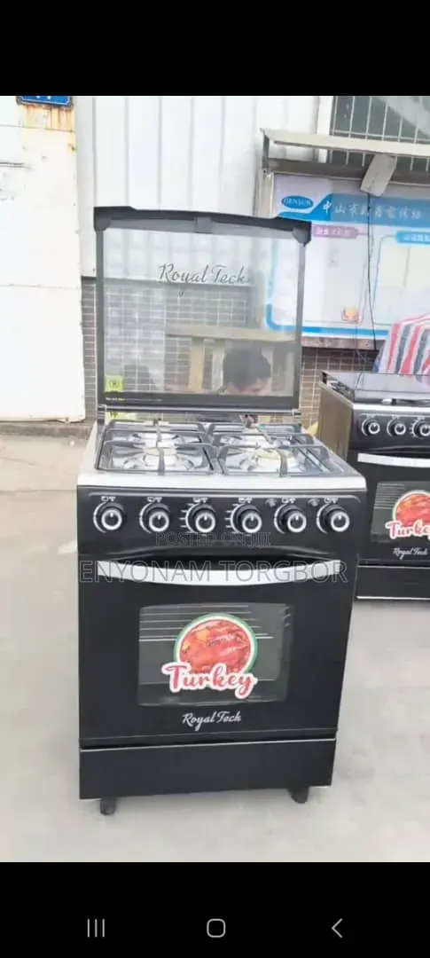Gas Oven .