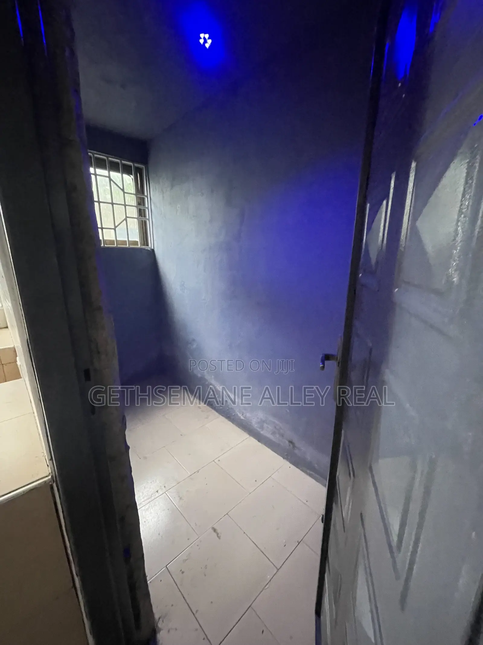 2bdrm Apartment in Broadcasting Top,, West Hills Mall Area for rent