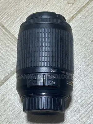 Nikon Af-S Dx Nikkor 55-200mm F/4-5.6g Ed Vr Ii Lens