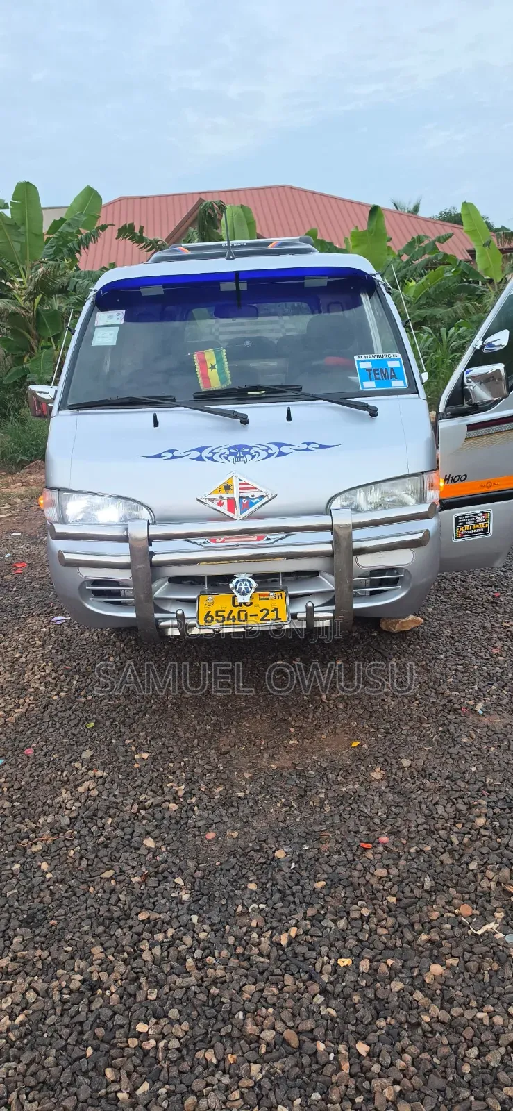 Hyundai H-100 2003 Silver