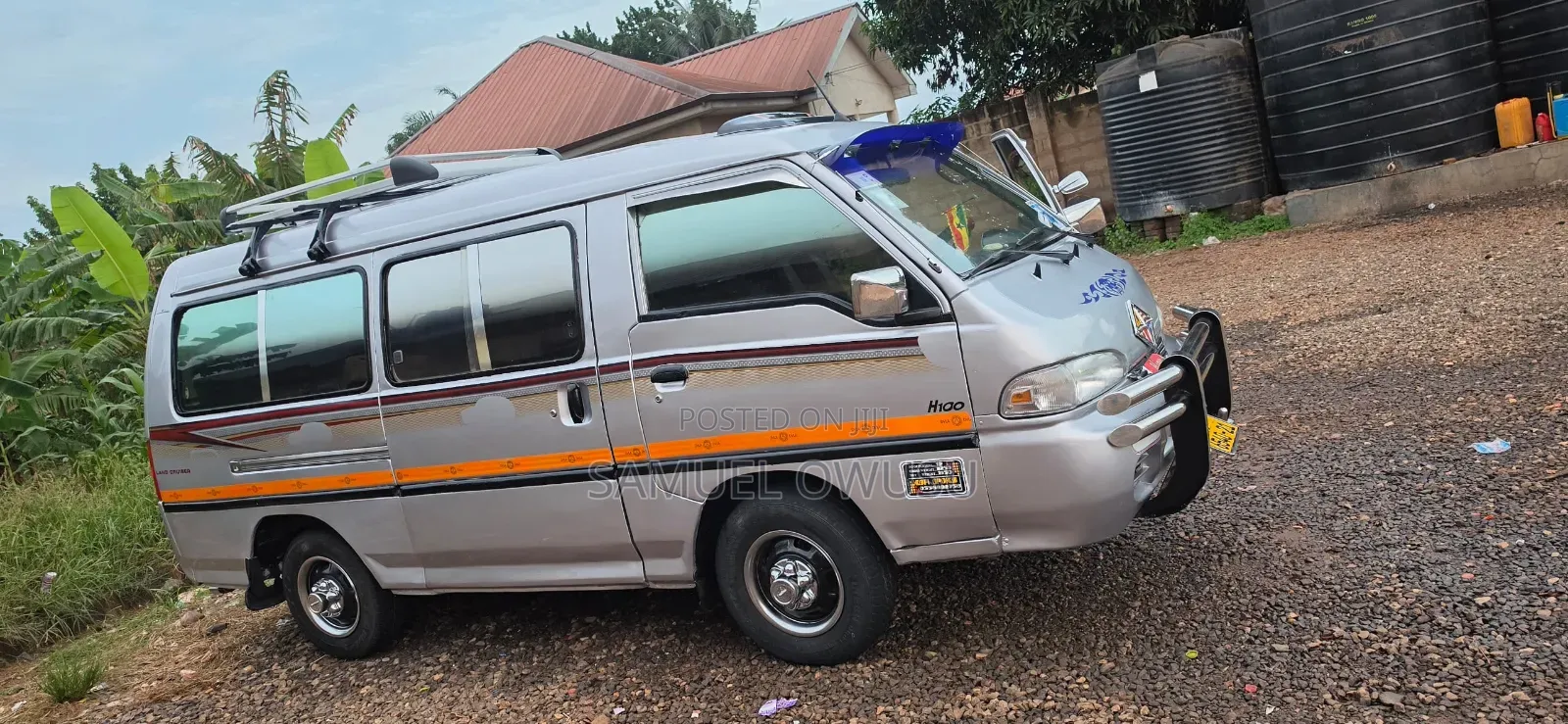 Hyundai H-100 2003 Silver