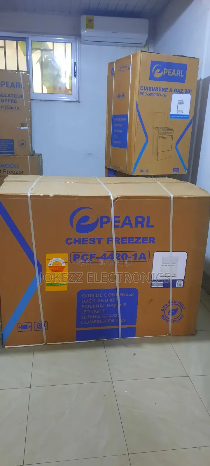 Pearl Freezer 316 Liters