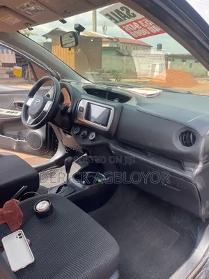 Toyota Vitz 2014 Black
