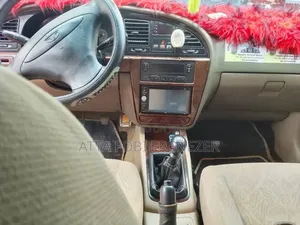 Daewoo Nubira 1999 Red